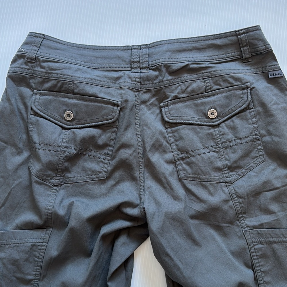 KÜHL Resitor Air Joggr sage green. Women’s size 6 - Picture 13 of 16